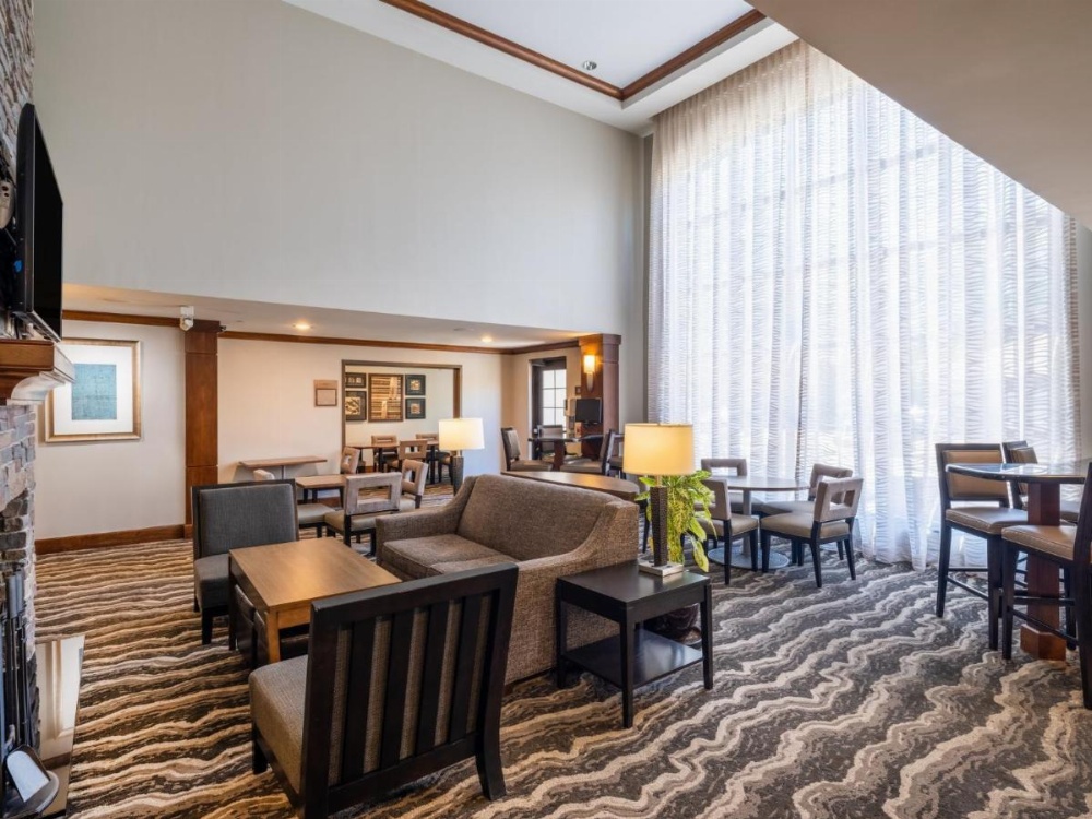 Staybridge Suites MILWAUKEE AIRPORT SOUTH Image 21
