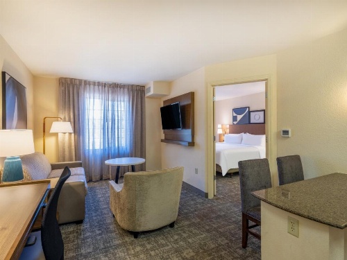 Staybridge Suites MILWAUKEE AIRPORT SOUTH image 31