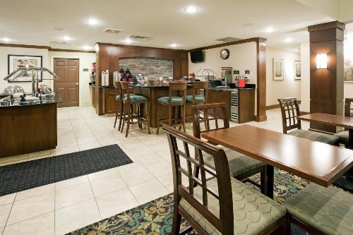 Staybridge Suites MILWAUKEE AIRPORT SOUTH image 3