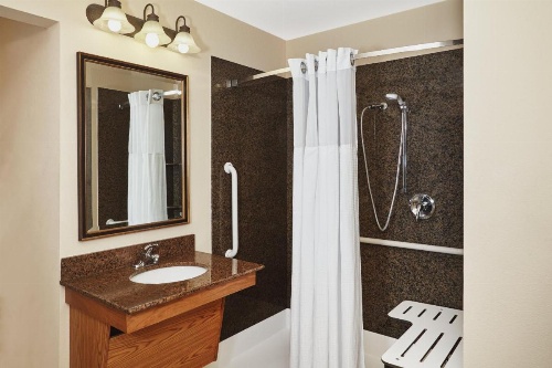 Staybridge Suites MILWAUKEE AIRPORT SOUTH image 40